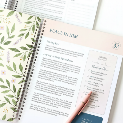 Bible In A Year: 52-Week Study VIP
